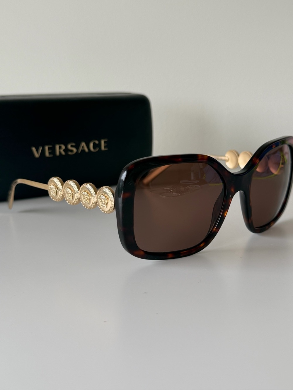 Versace Tortoise Shell sunglasses - Picture 1 of 3